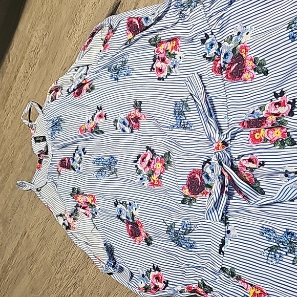 Bebop NWT Floral Romper Size Large - Picture 2 of 10